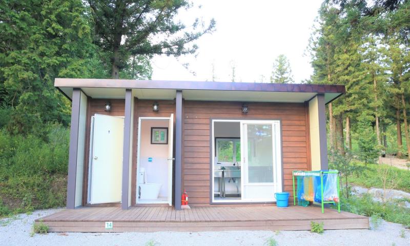 상부 공용시설 (개수대, 화장실)